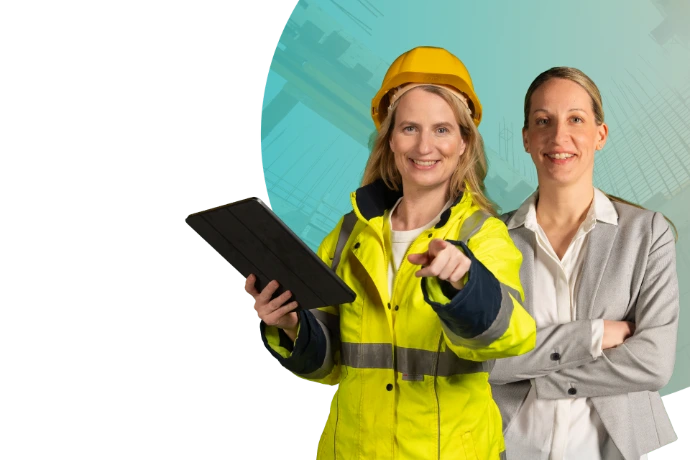 Vrouw in reflecterend vest en helm en vrouw in professionele kleding